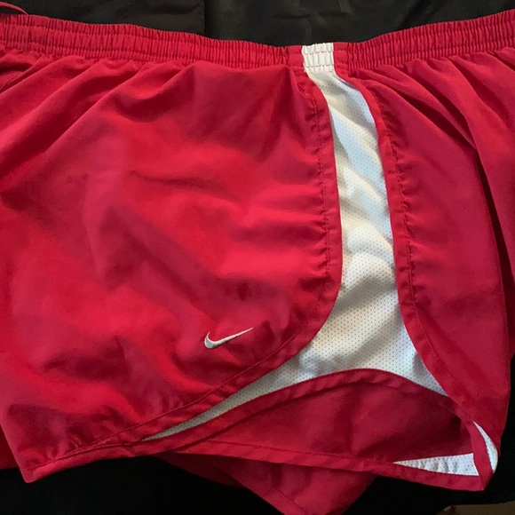 Nike Running Shorts - Picture 1 of 2